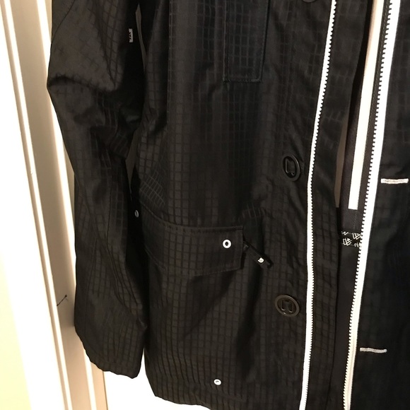 The White Collection ski/winter Jacket, size Small - Picture 6 of 16